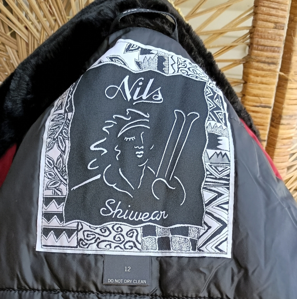 Vintage Nils Women's Burgundy Jacket with Black Collar_12 - Picture 10 of 11